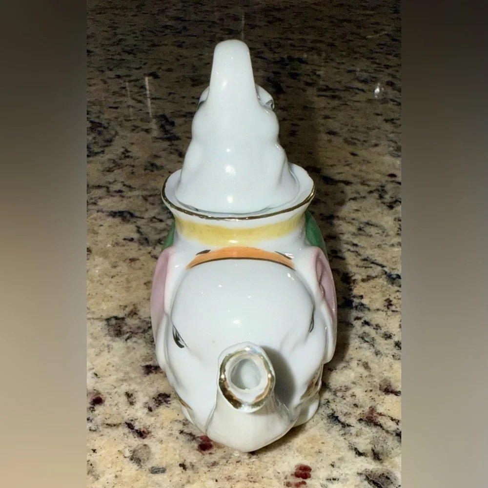 Vintage Pier 1 Imports Hand Painted Ceramic Elephant Teapot!